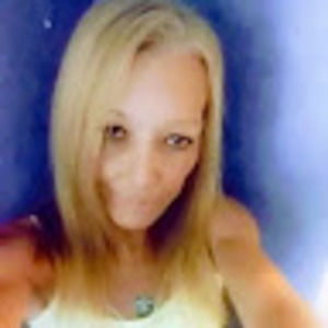 Meet your Posher, Angie